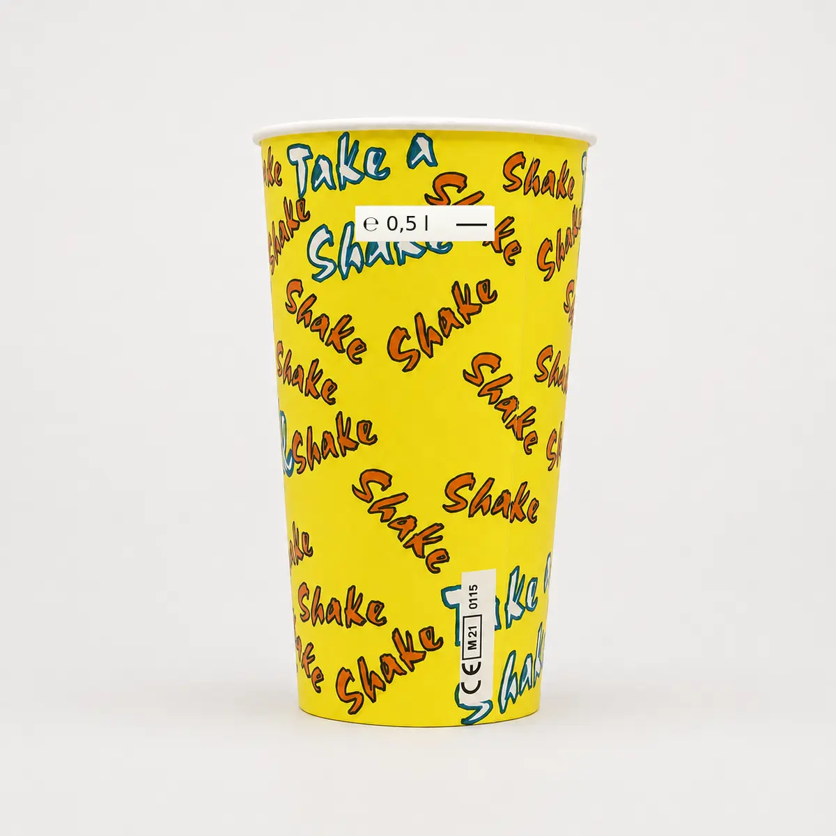PE-Kaltgetränkebecher 500ml im Shake Design mit Eichstrich