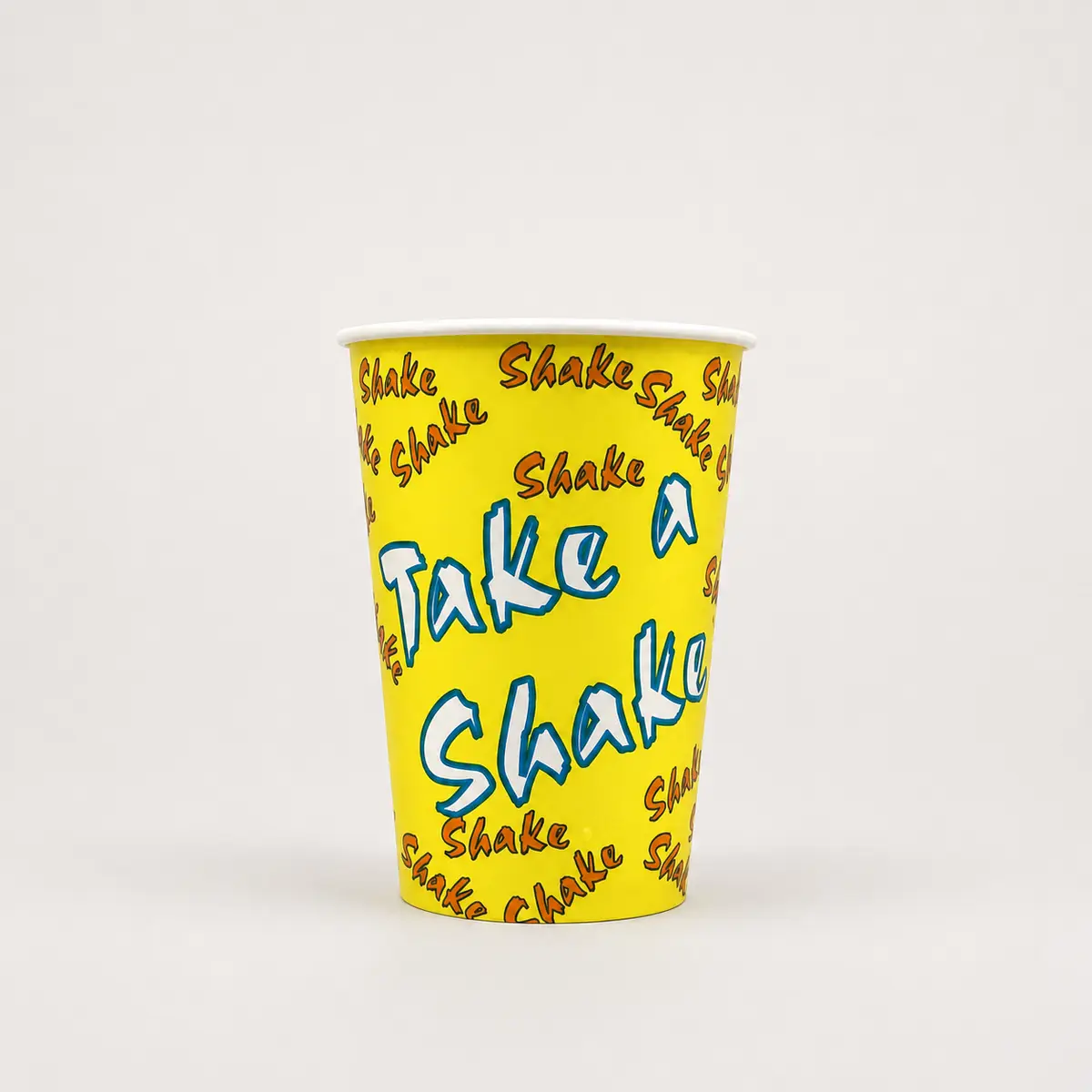 PE-Kaltgetränkebecher 300ml im Shake Design