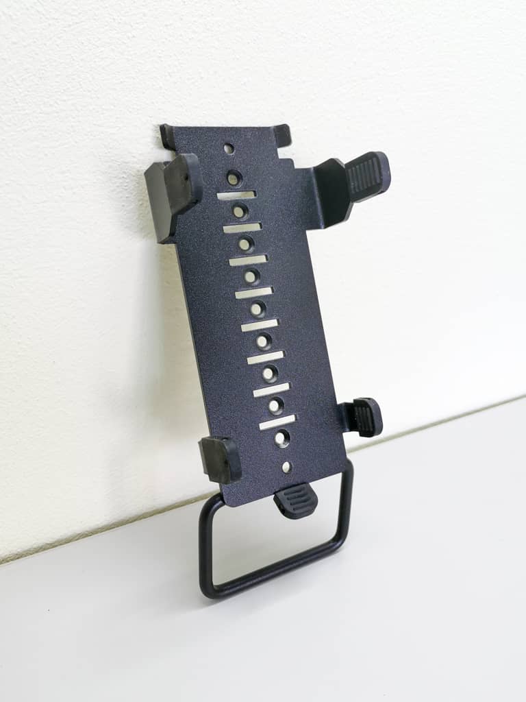 SpacePole EC Halterung für die Geräte "Ingenico iCT220", "Ingenico iCT250" und "Ingenico iWL250" - Seitlich